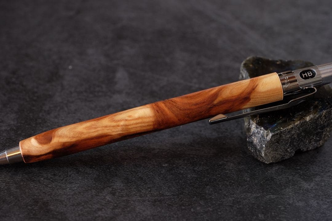 高村杢工房PG5木軸カスタムシャープペンシル0086 伊勢杉油杢 紅白