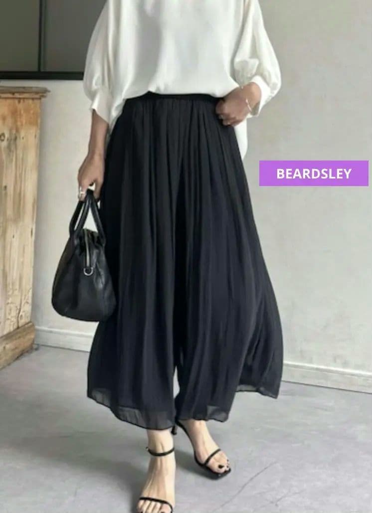 【おまとめ2点専用】新品✴BEARDSLEYシワシフォンギャザーパンツ✴ブラック