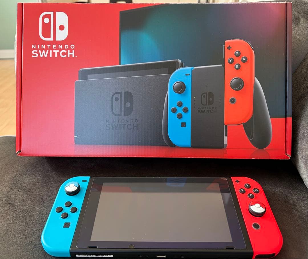 Nintendo Switch 本体 赤/青 ジョイコン付き