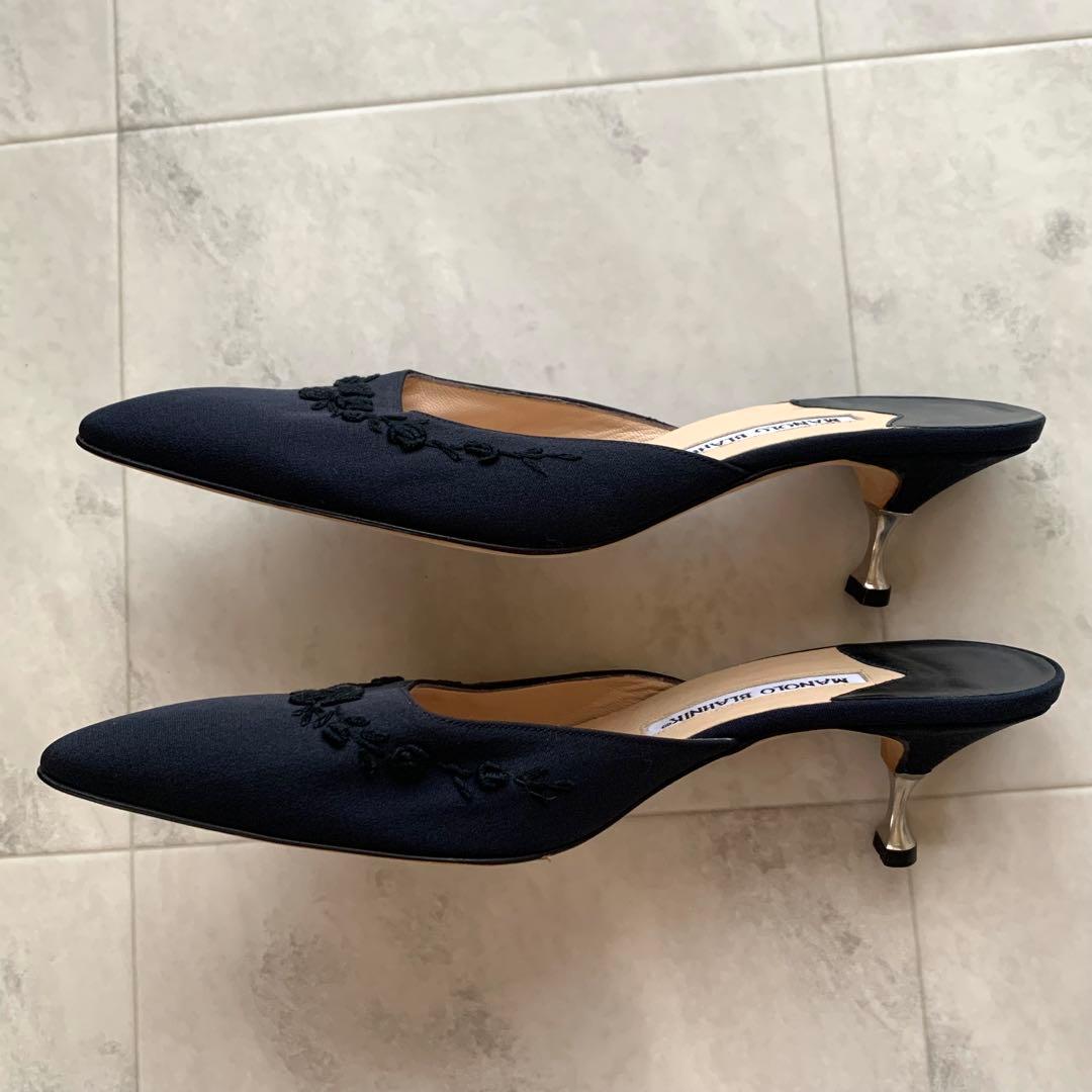 マノロブラニク ミュール サンダル 花 刺繍 ヒール ブラック 38 25cm