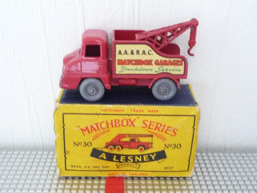 MATCHBOX N°13 THAMES WRECK TRUCK 1961