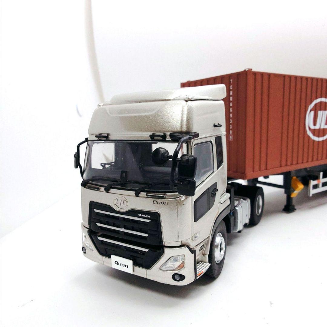 UD TRUCKS クオン 1/43 ミニカー コンテナ付き 非売品