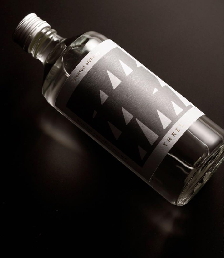 【限定販売 】 THREE センティッドアルケミー ディスティルド ジン