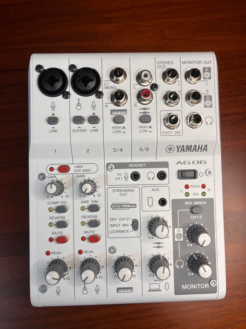 YAMAHA AG06 6チャンネルミキサー
