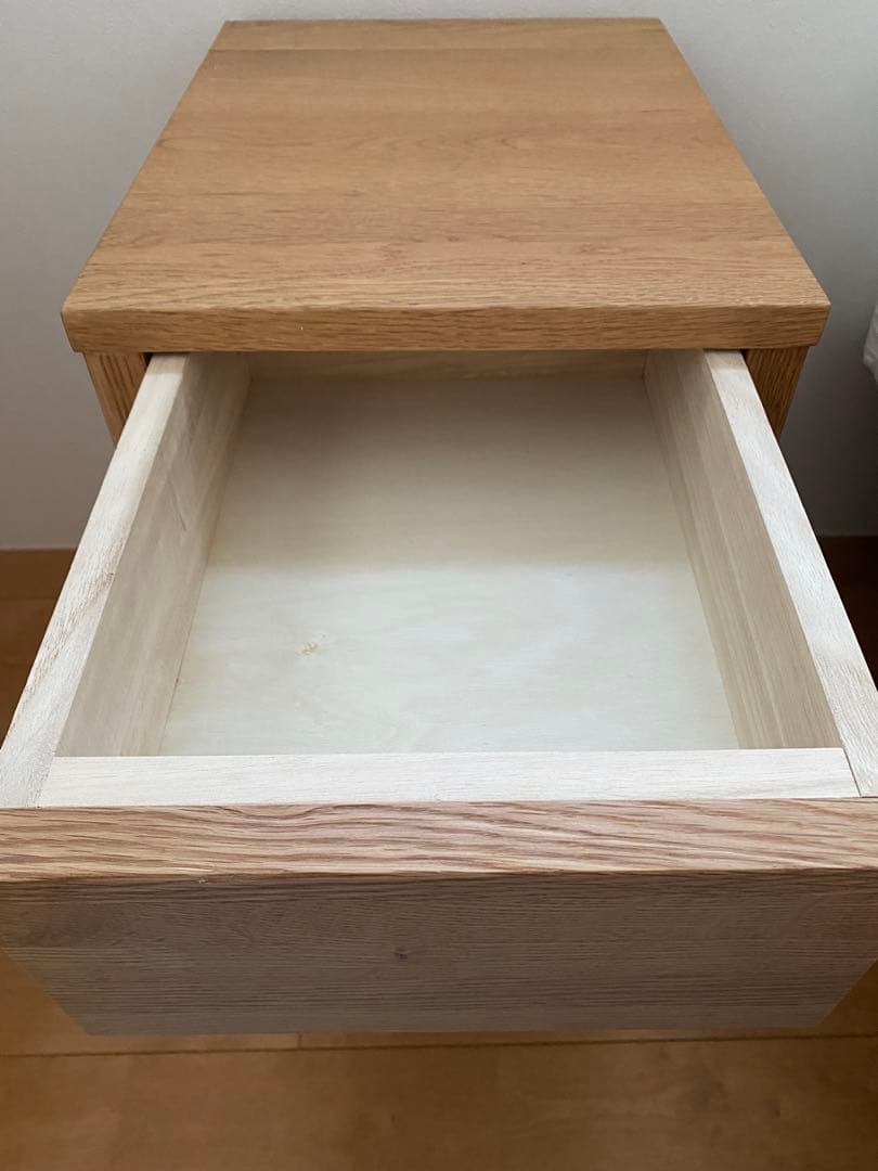 関家具　無印良品風オーク材サイドテーブルナイトテーブル ナイトチェストカスト美品