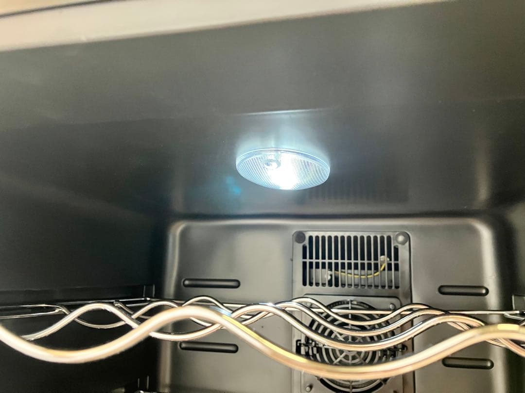 美品☆ワインセラー 32本 家庭用 ペルチェ方式 78L ブラック コンポジット