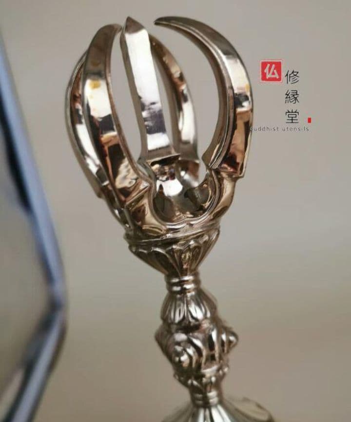 【修縁堂】密教法具 空海大師飛行法器 五鈷金剛鈴 鐘 真鍮製 19cm