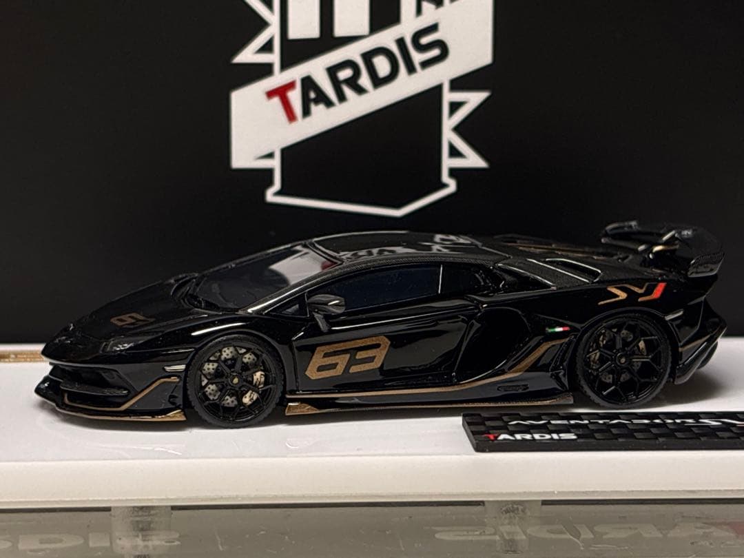 Tardis 1/64 ランボルギーニ アヴェンタドールsvj 63 ブラック