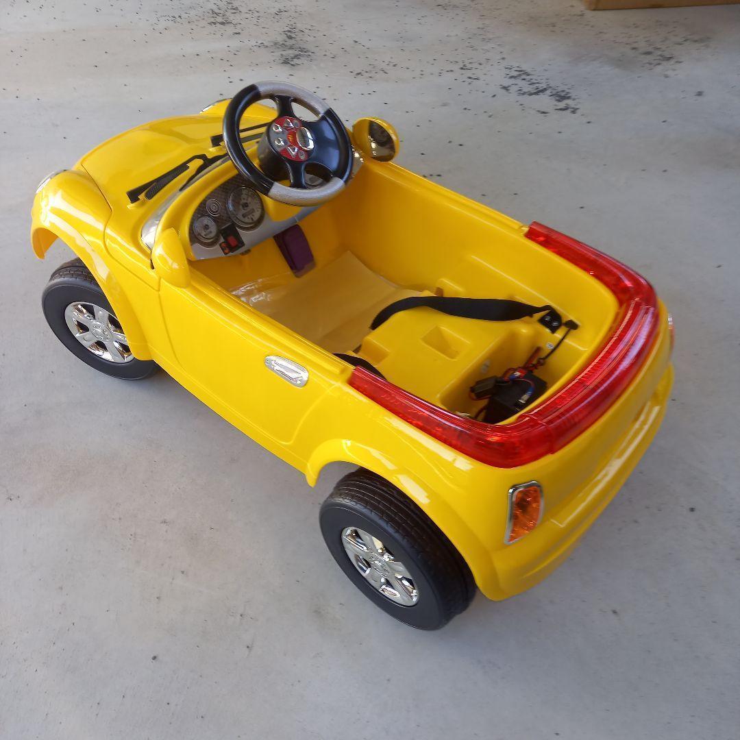 【ジャンク品】「ほぼ新品ですが」子供用　乗用電動カー　電気自動車　ラジコン