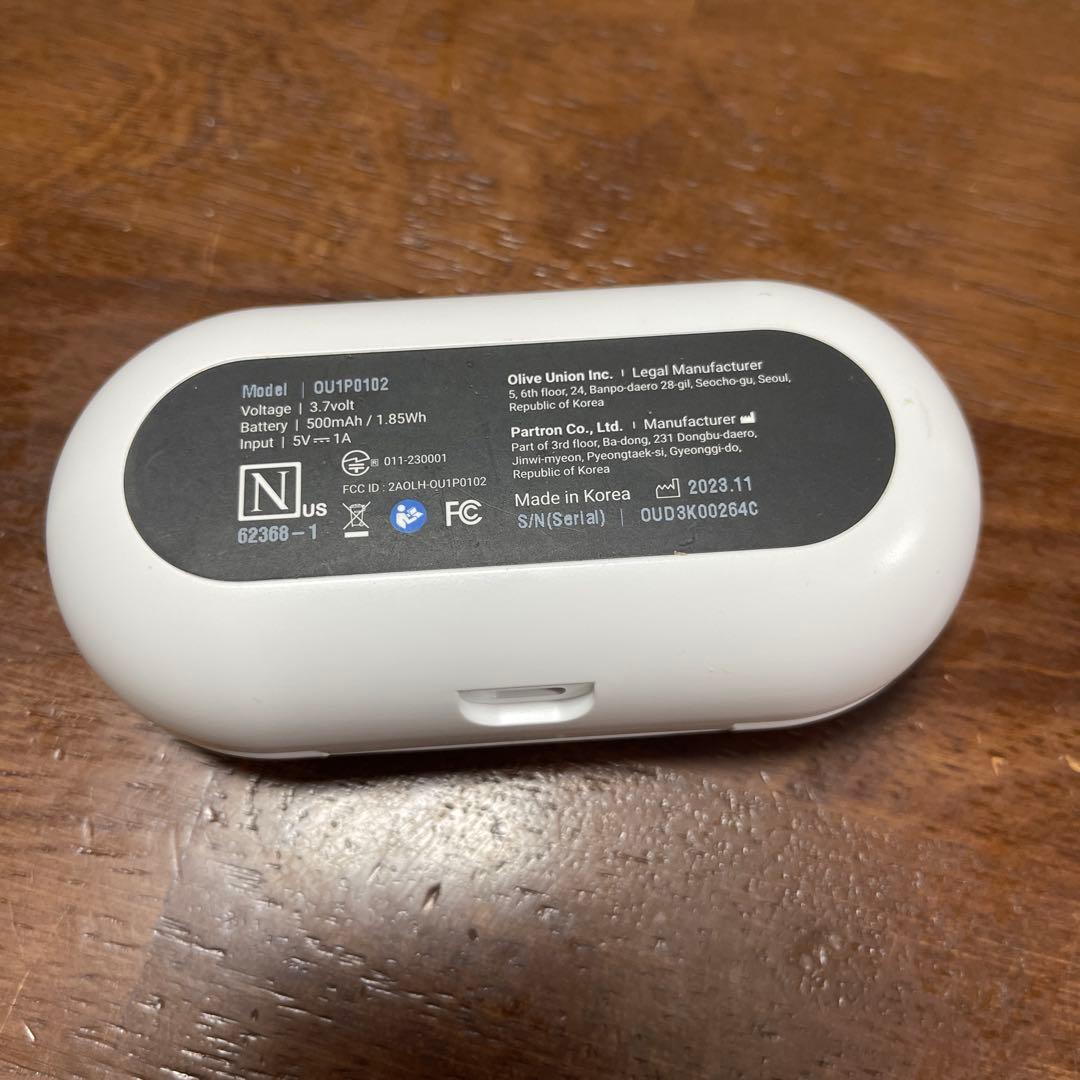 オ*ン様 Olive Max ワイヤレスイヤホン 充電ケース付き