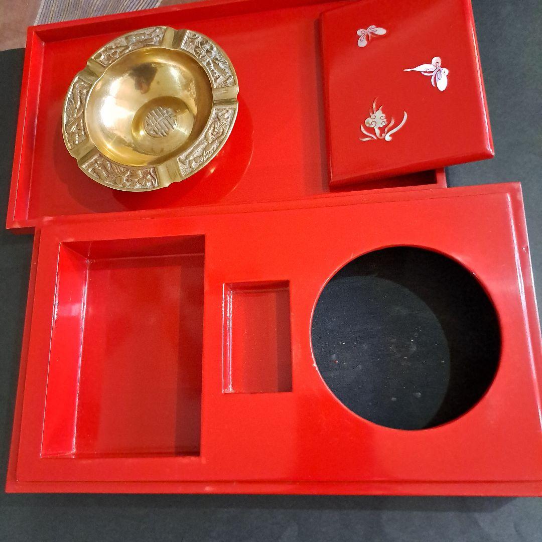 お値下げ中　明治　螺鈿　赤蒔絵　　箱型　　喫煙セット　獅子舞図