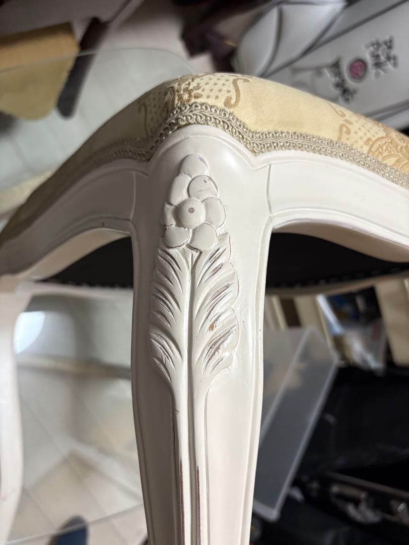 クロシオ フランシスカ スツール ホワイト 手彫り 猫足 アンティーク調