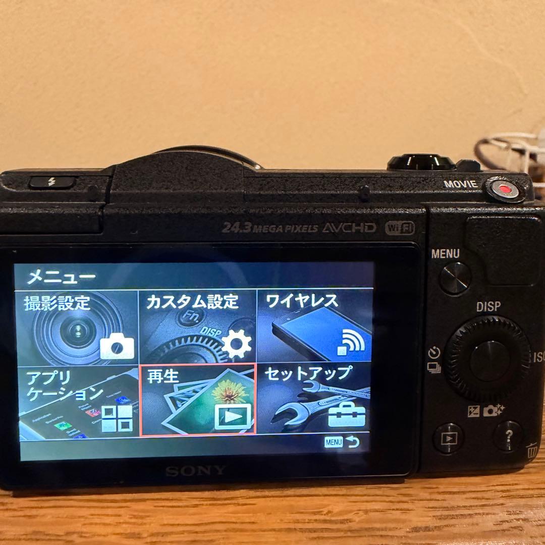 SONY α5100 ミラーレス一眼（Wi-Fi搭載）　ケース付き