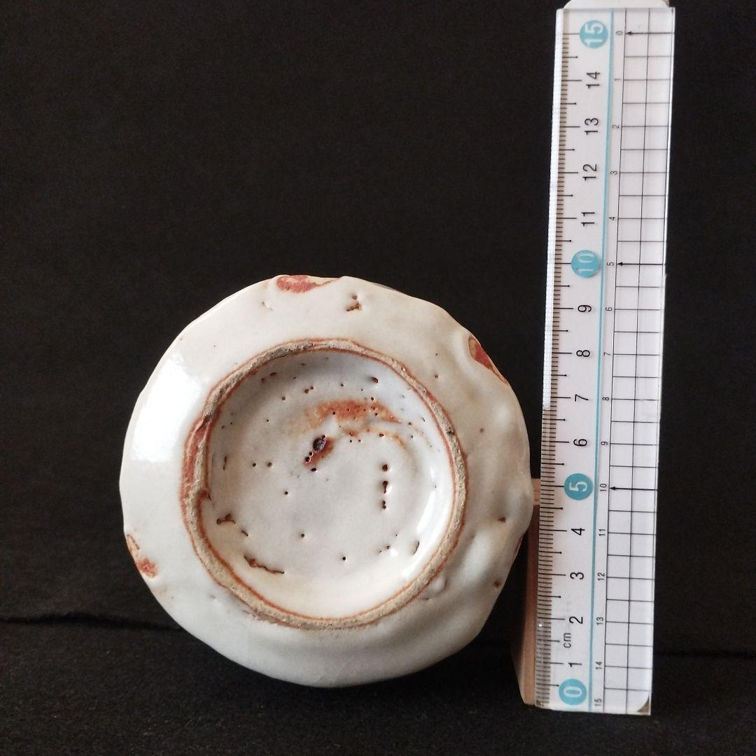 若尾利貞　志野花入