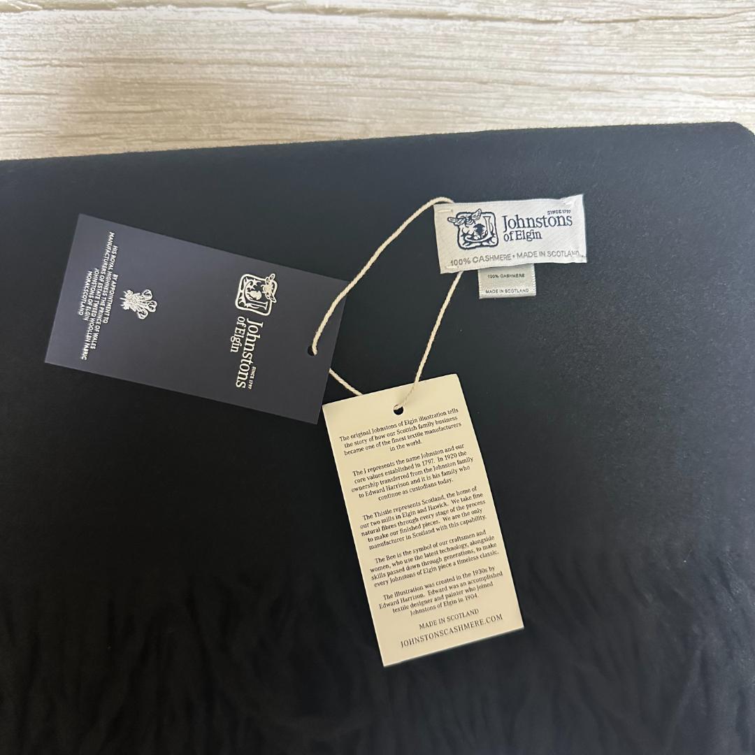 c*e様 JOHNSTONS ジョンストンズ　大判 マフラー ブラック