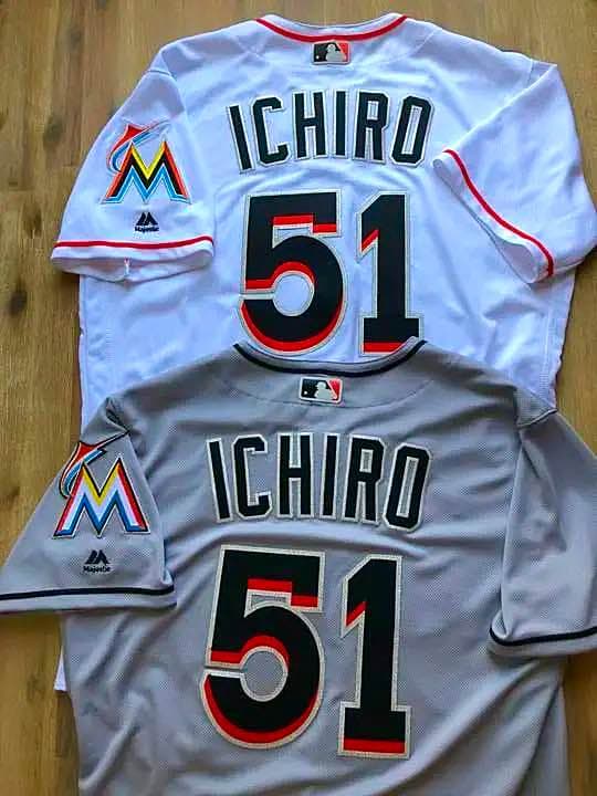 即購入 不可【選手支給品】イチロー 球団支給ゲームジャージ 2枚セット