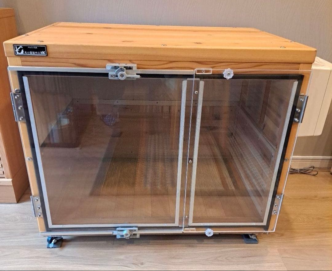 犬小屋製作工房K防音ケージ　犬用木製ケージ 透明扉付き