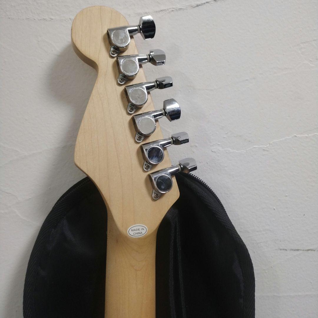 エレキギター　ピンク　photogenic フェルナンデス　ストラトキャスター