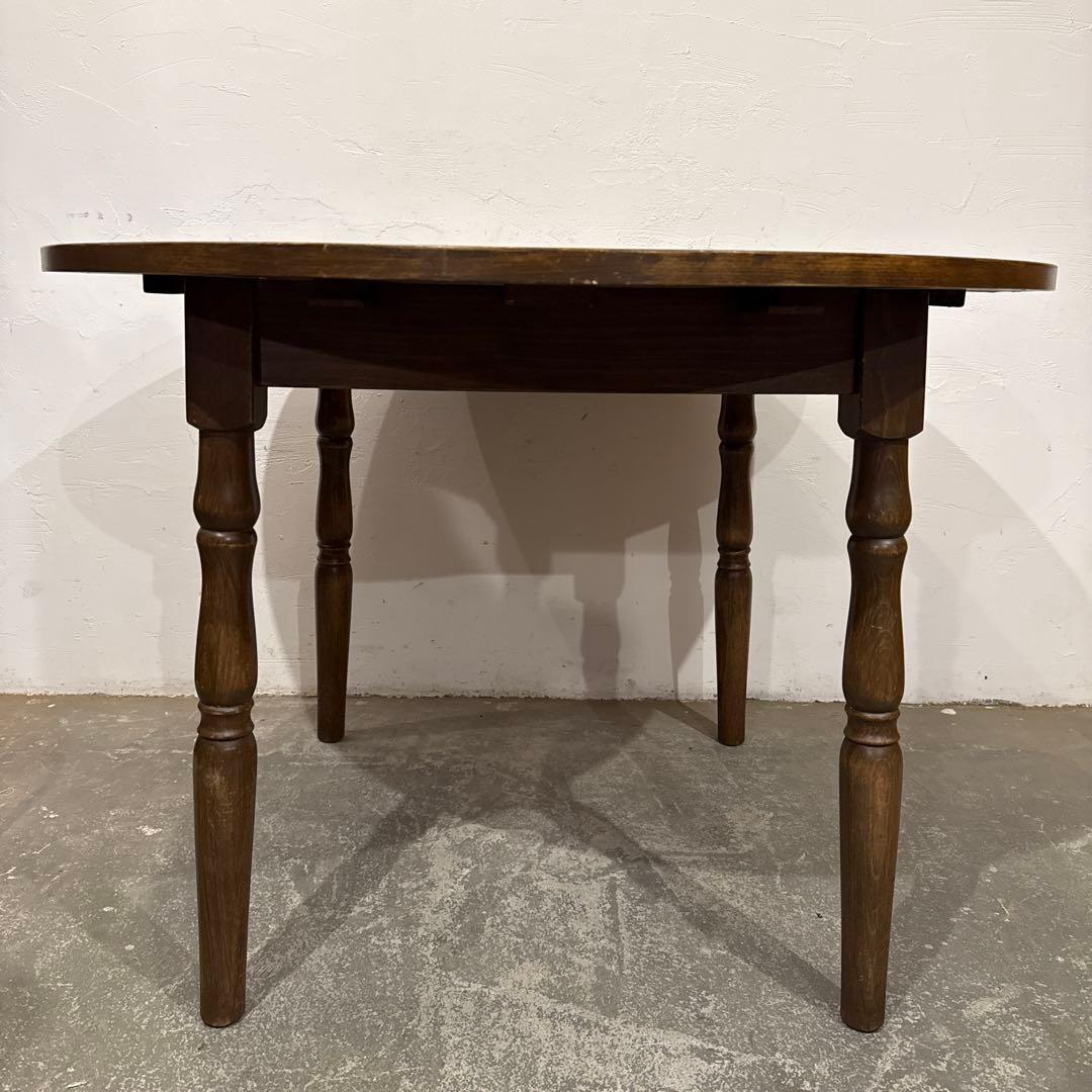 ヴィンテージ　ラウンドテーブル　ダイニングテーブル