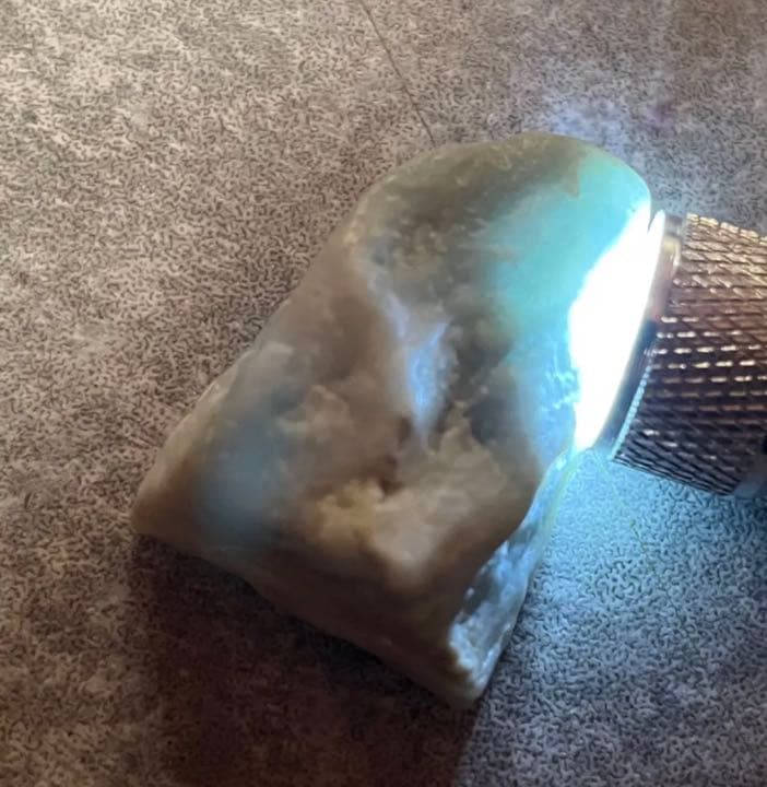 糸魚川青翡翠原石