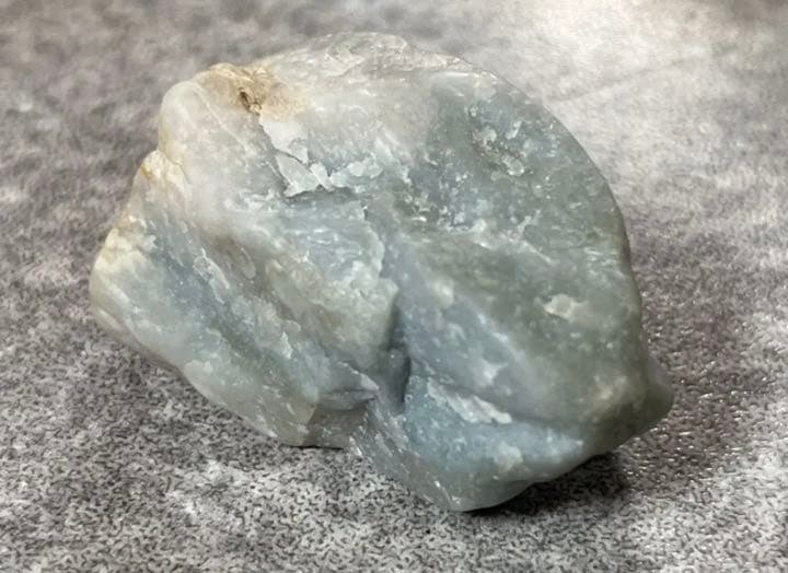 糸魚川青翡翠原石