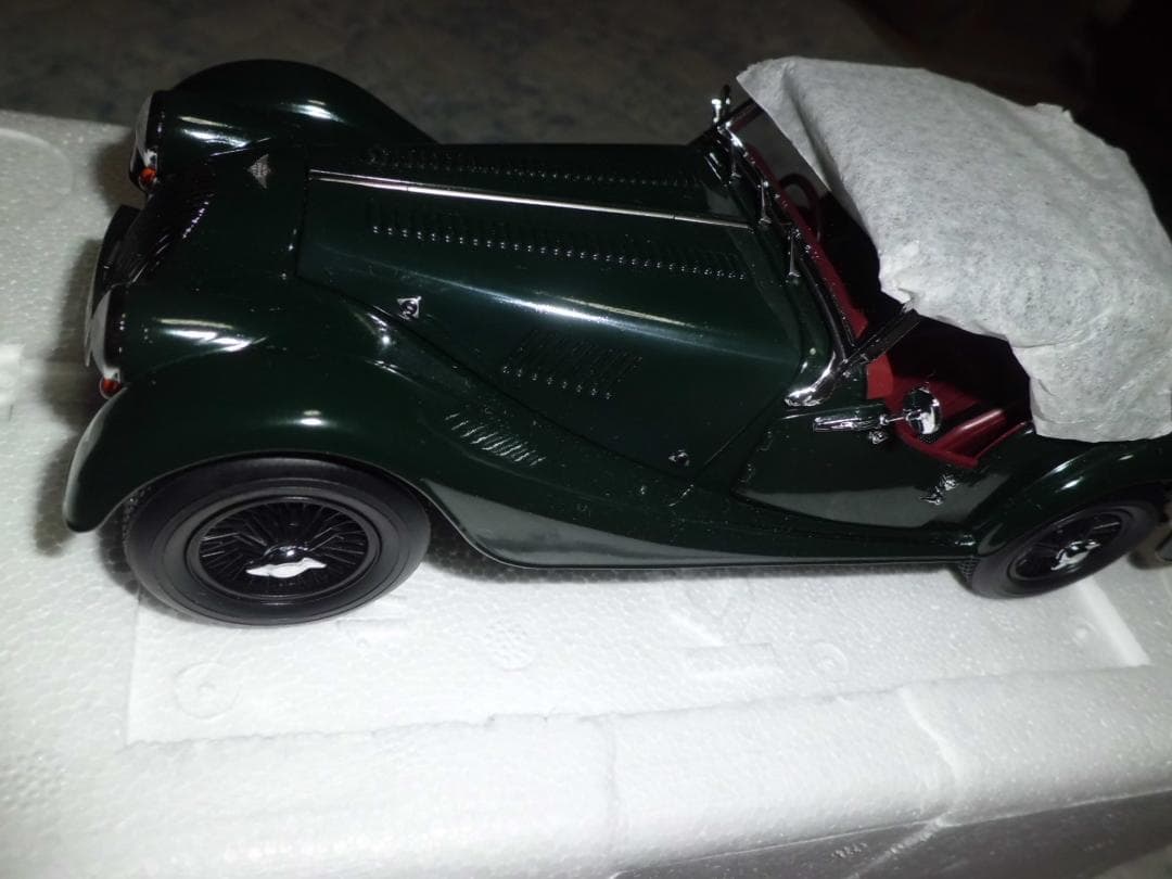 【現状品】京商 1/18 MORGAN 4/4 グリーン