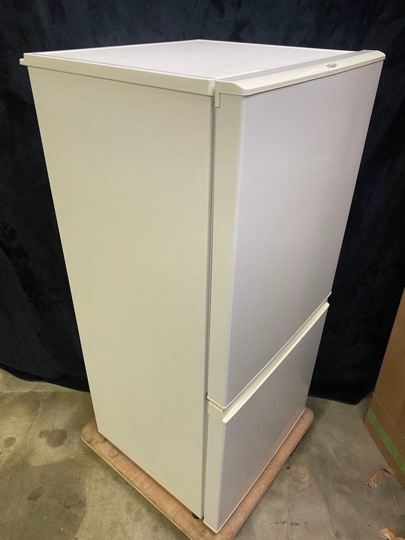 AQUAノンフロン冷凍冷蔵庫157L 2019年製AQR-16H (W)