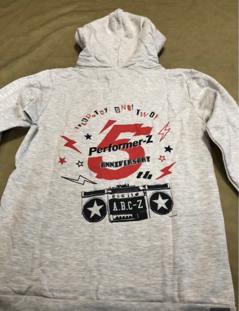 A.B.C-Z パーカー　trussパーカー