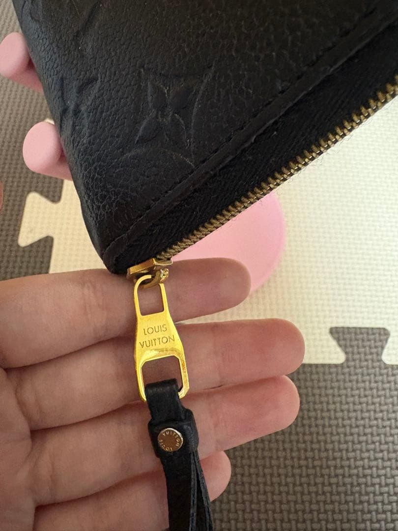 ルイヴィトン　ジッピーパース　アンプラント　ブラック　小銭入れ