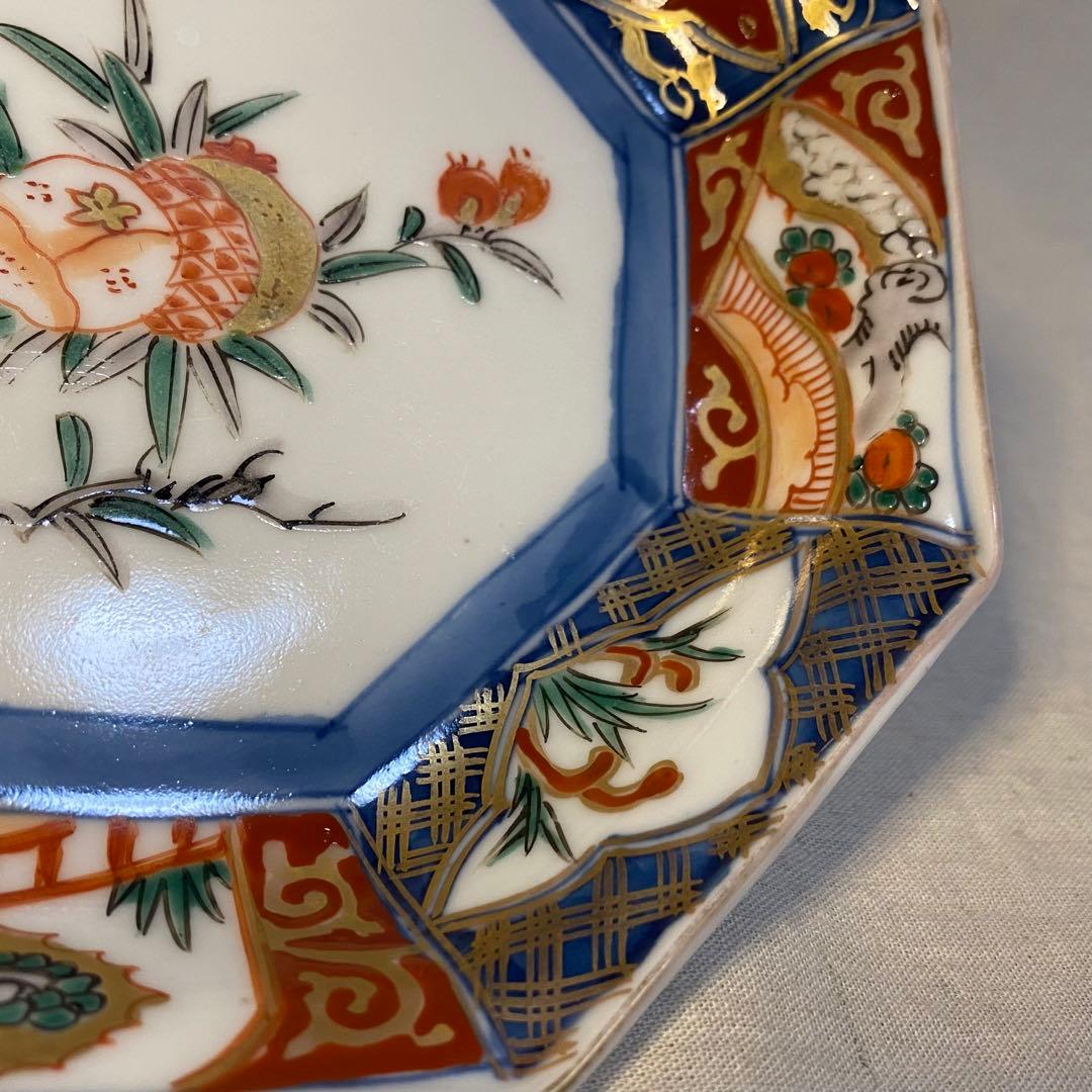 伊万里　古伊万里　八角皿　色絵　金襴手　花の図