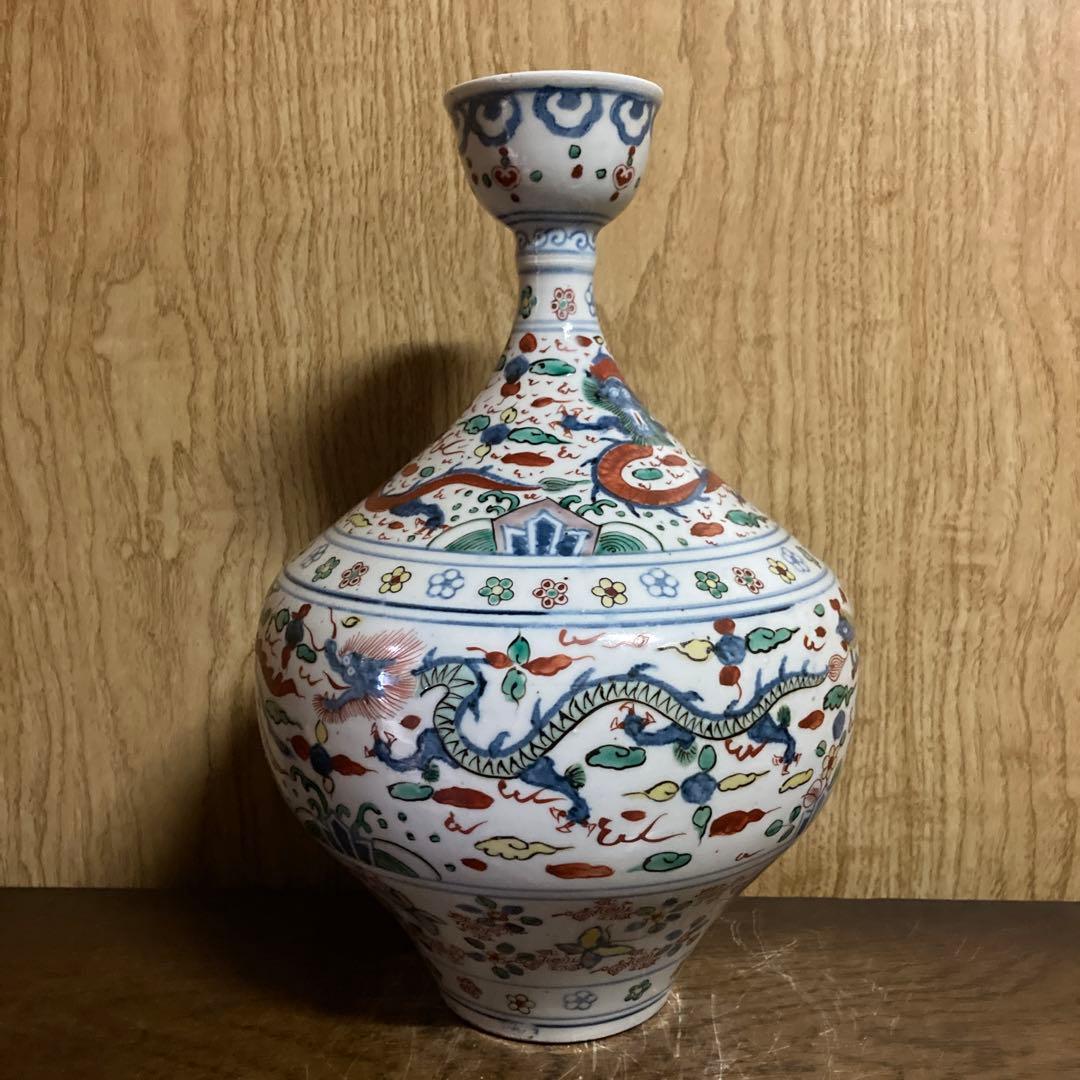 中国　色絵　瓶　龍鳳花蝶図　大明萬暦年製銘