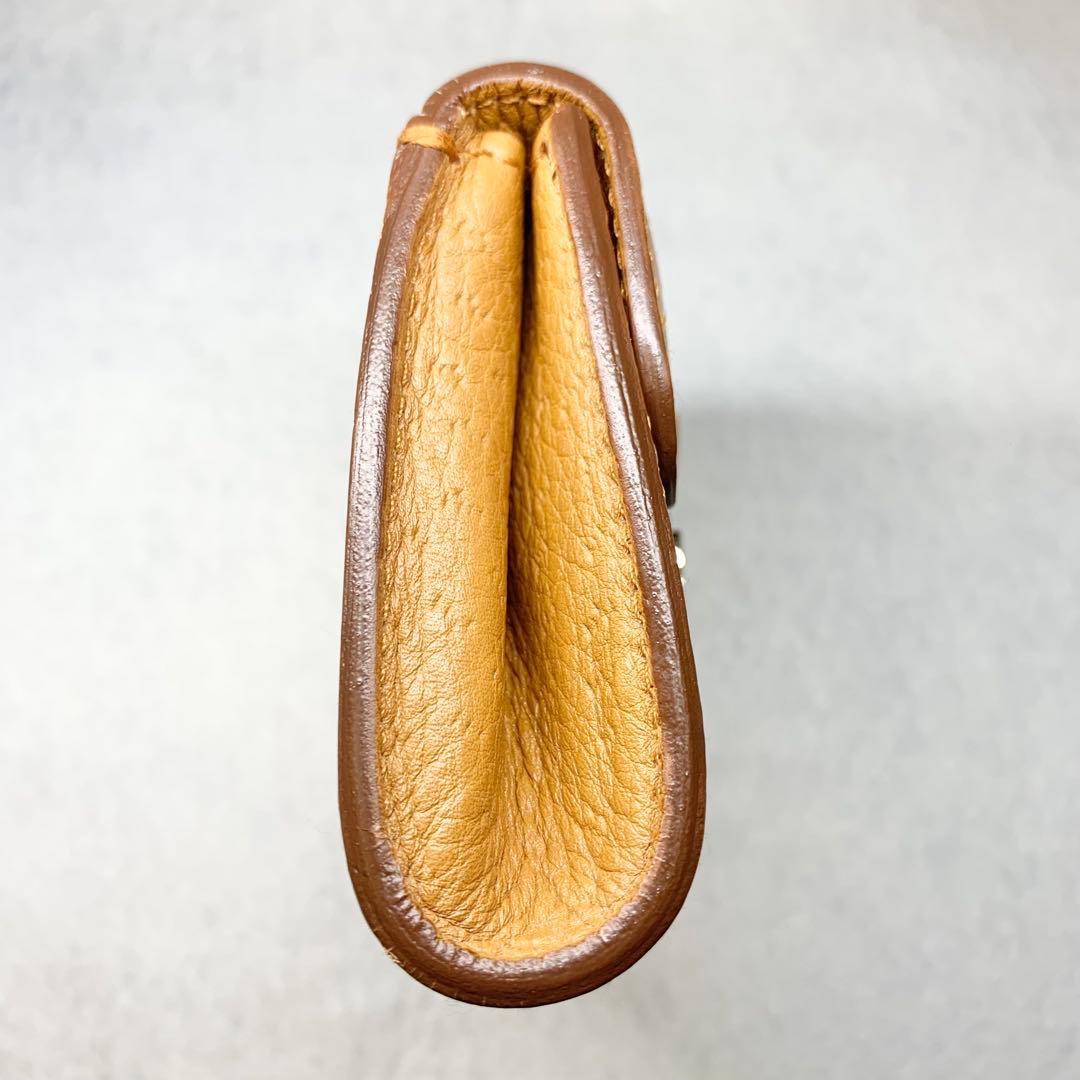 未使用級 サルバトーレフェラガモ ケース ガンチーニ 本革 キーリング 箱