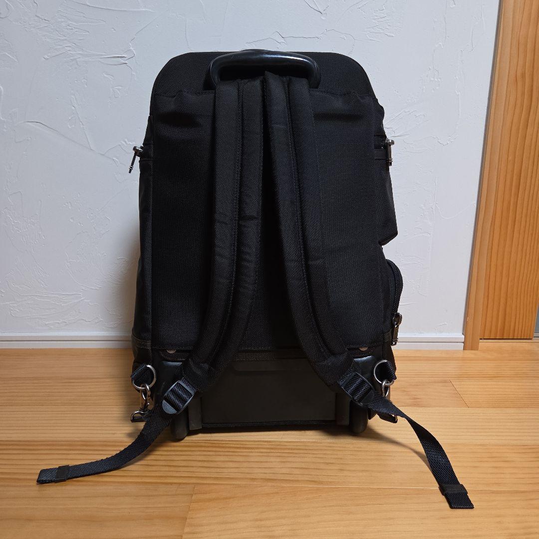 ブラックキャリーリュック