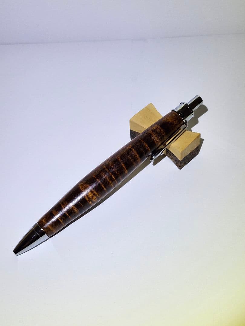 木軸ボールペン　栃