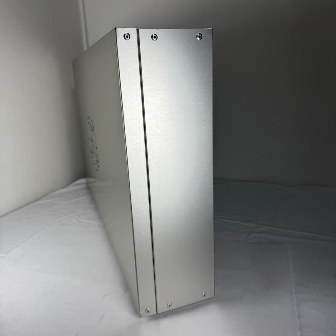 ソウメイ　アタッシュケース　ル セクストゥール　レッド　ブラック　シルバー