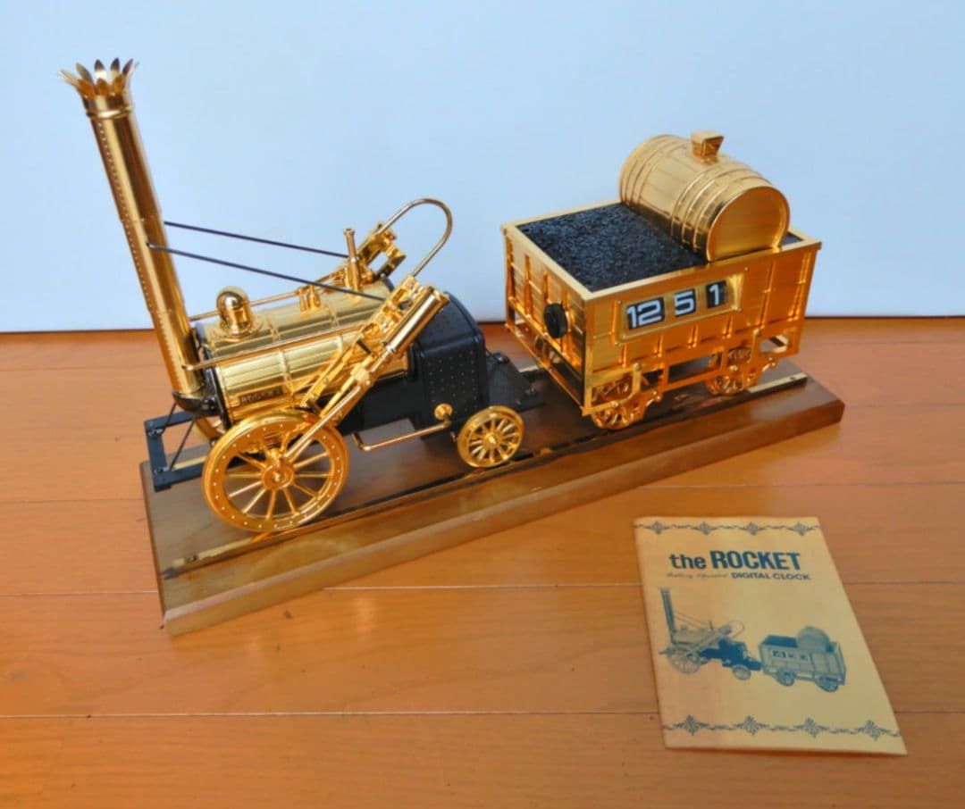 【昭和レトロ 希少】ロバート・スチーブンソン ロケット号 デジタルクロック搭載