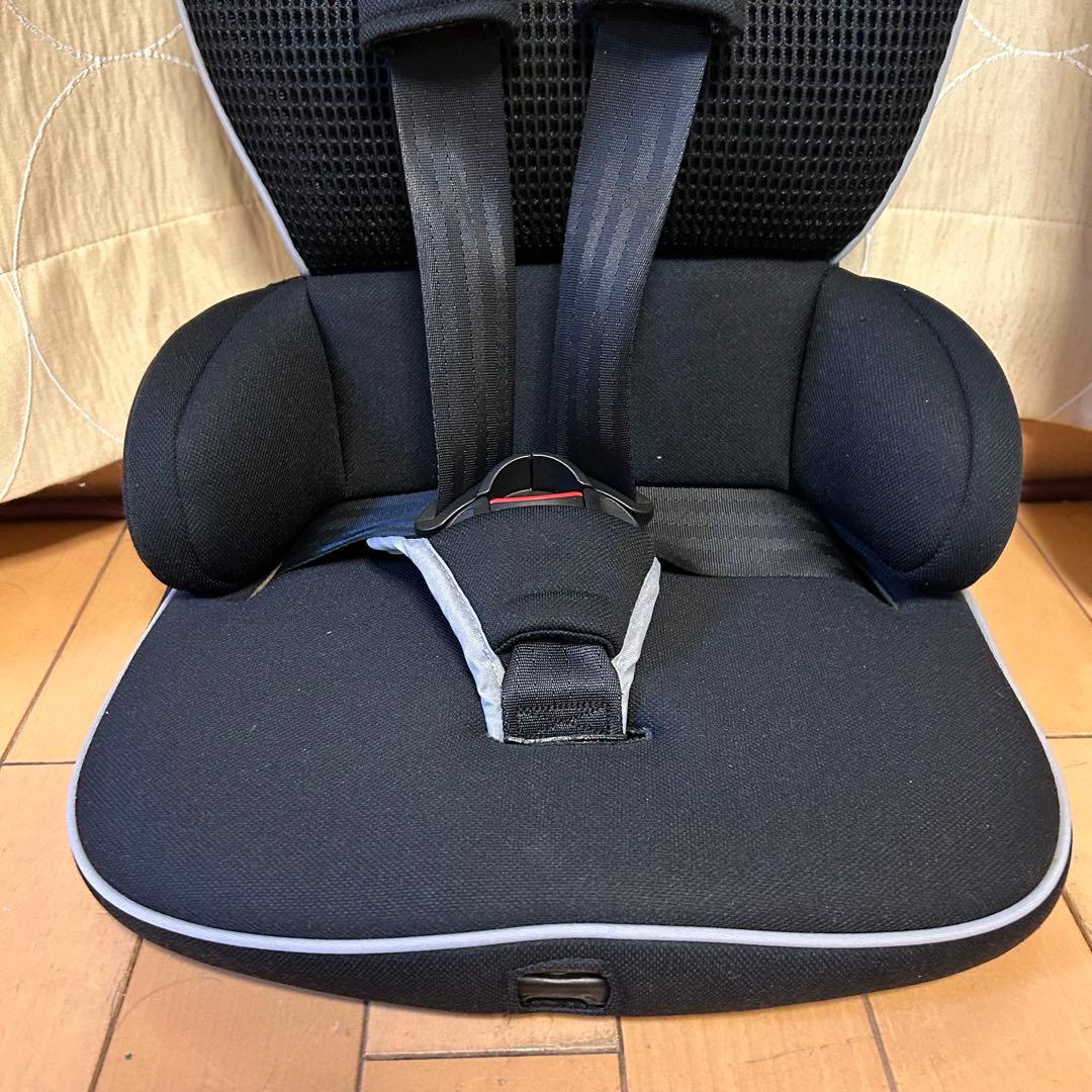 ☆美品☆ 日本育児　トラベルベスト EC+ ブラック　チャイルドシート