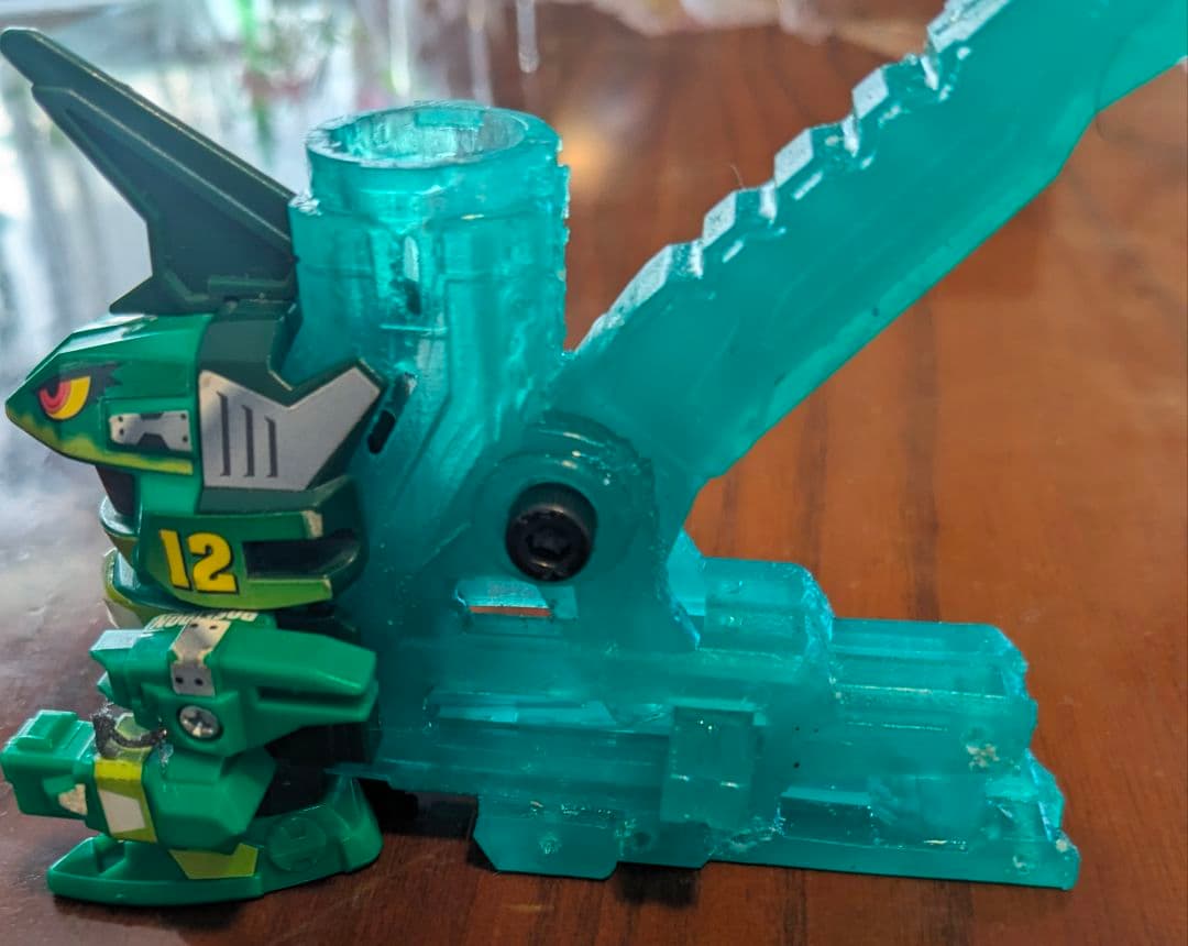 特撮フィギュア 緑色 ロボット風 12番 オクに出品 ビーダマン