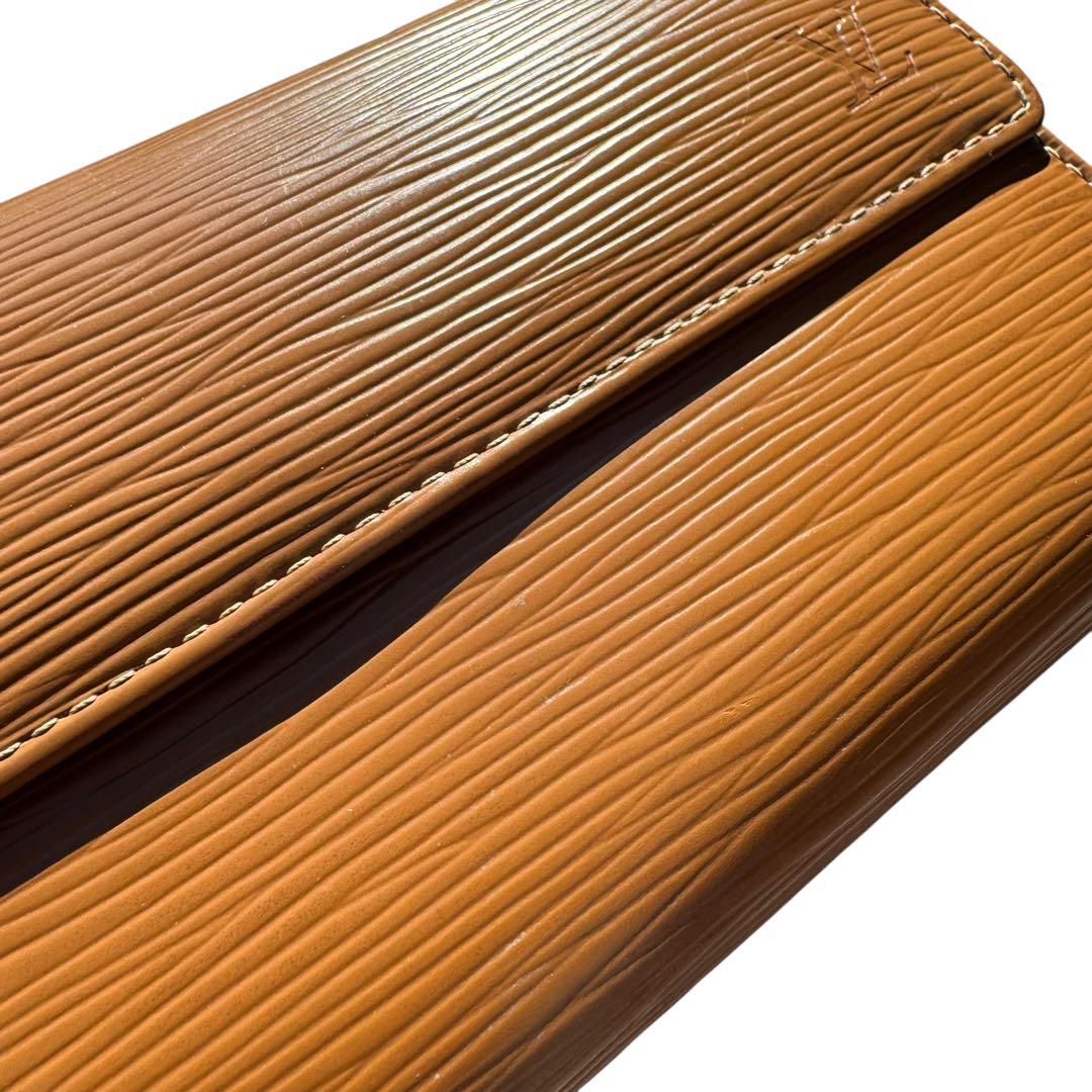 LOUIS VUITTON ルイヴィトン エピ ポルトモネクレディ M6359I