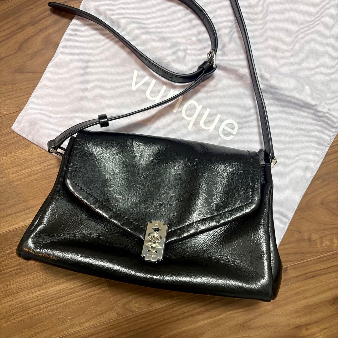 Vunque ブンク　韓国　ショルダーバッグ　革黒　Occam Doux