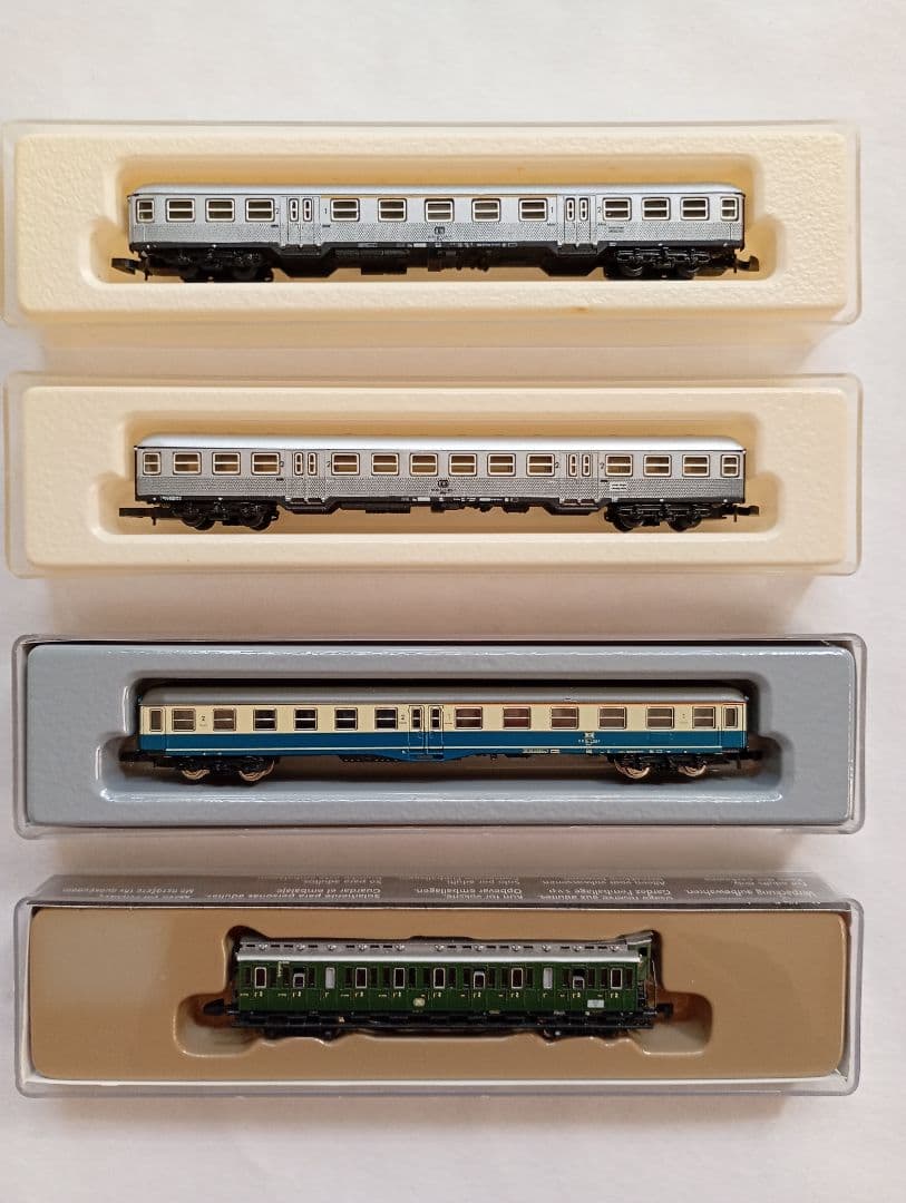 Zゲージ メルクリン 客車 4両