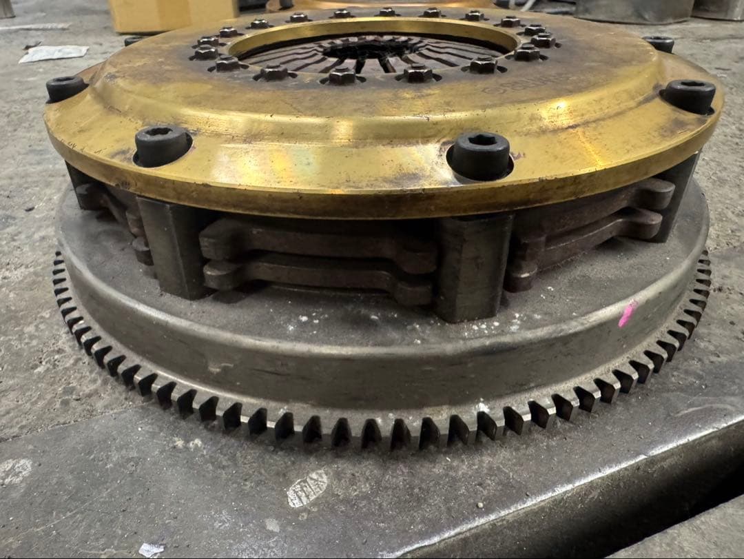 A*D様 オグラ 1jz用 ツインクラッチ 中古