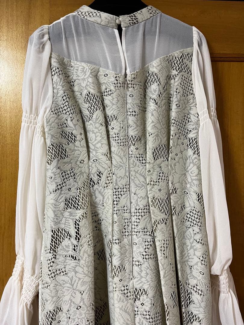 ANDRESD アシンメトリータックドレス　Mサイズ　オケージョンドレス　結婚式