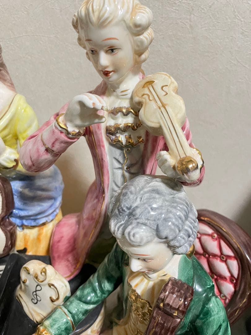 インテリア置物　カポティモンテ製 全長約40センチ