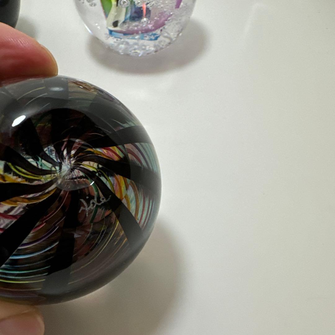 出展作品　セカイ星展　戸田晶子 オブジェ　宮崎英彦　ガラス玉　ルナレインボー