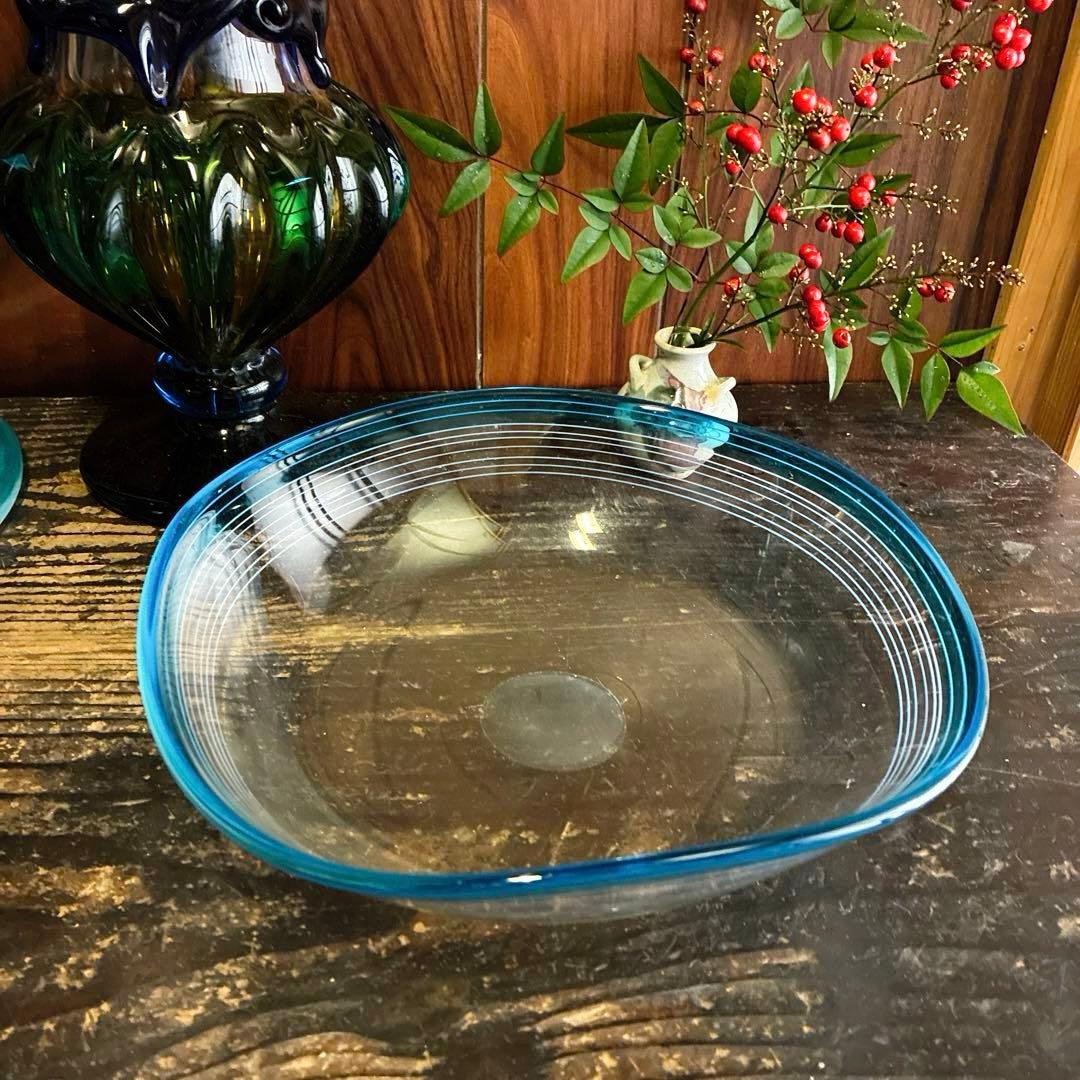骨董　レトロガラス　四角型　濃水色フチ　線巻　糸巻　菓子鉢　花器　ウランガラス