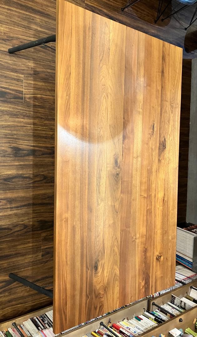 ウォールナット調ダイニングテーブル　アイアン4本脚