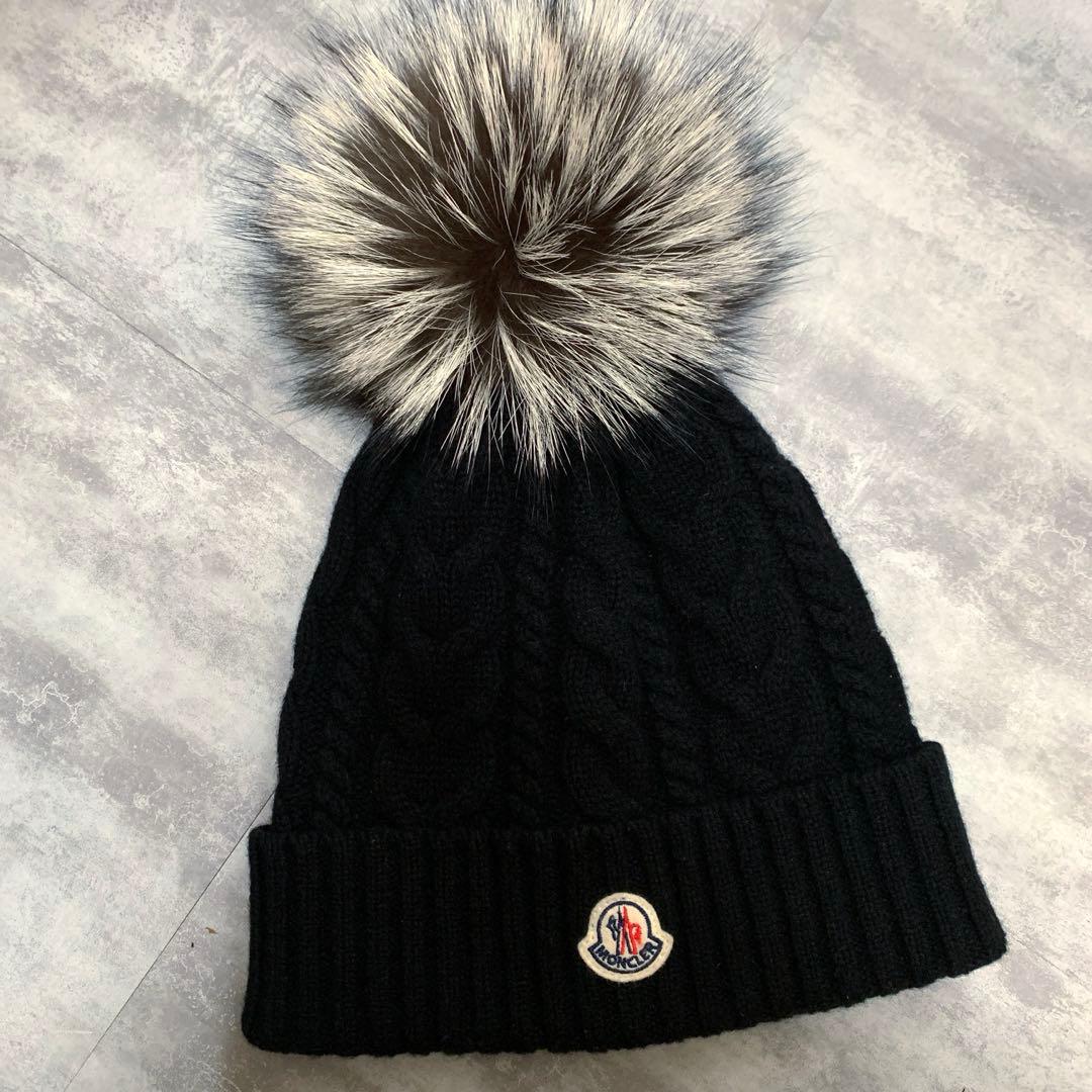 【極美品】モンクレール ニット帽 ファー ブラック
