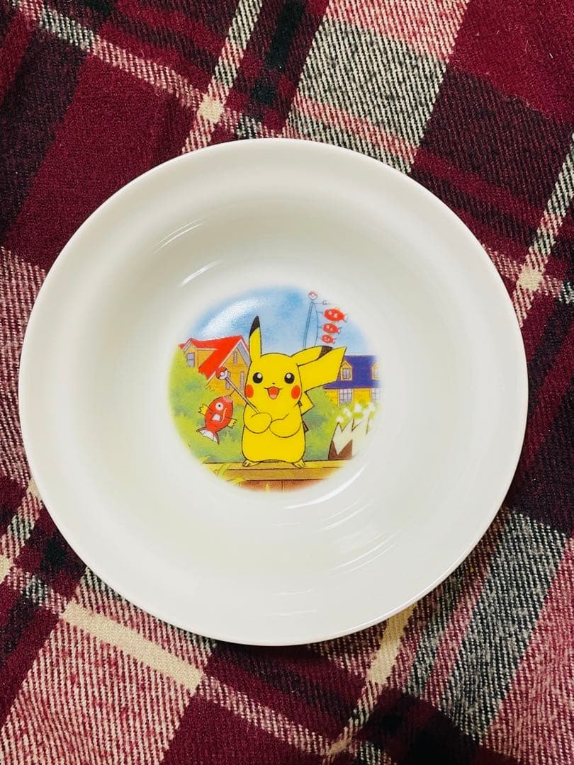 マンスリーピカチュウ 2005年 5月 マグカップ お皿セット