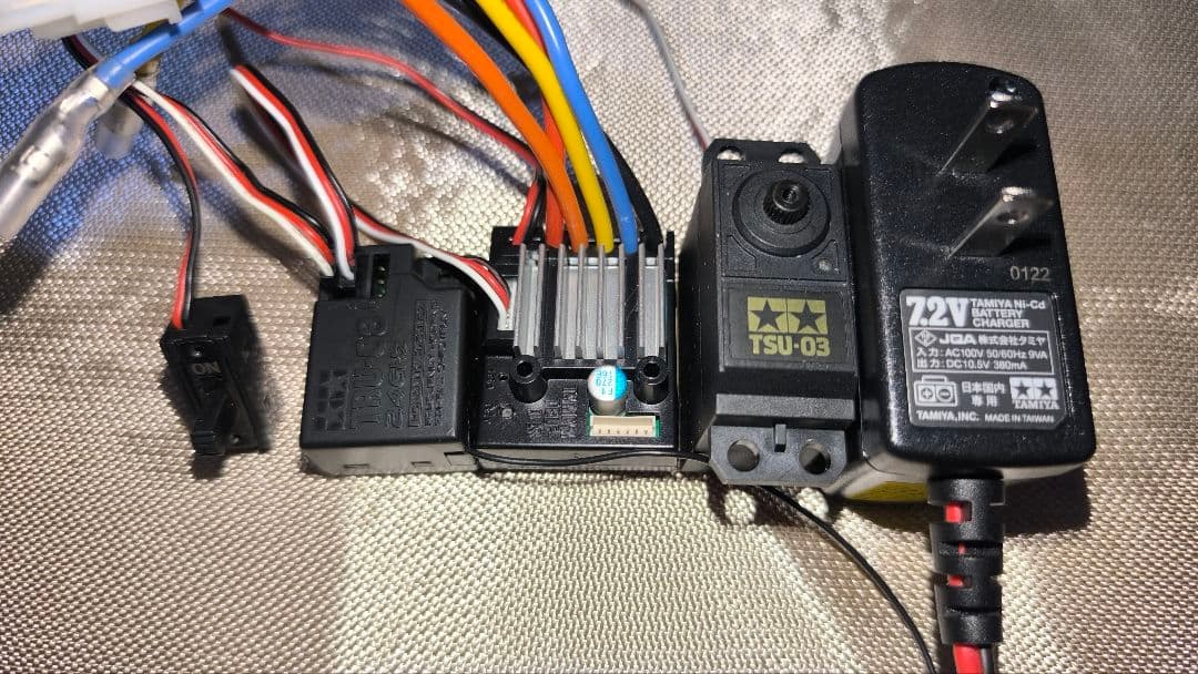 TAMIYA　スピードコントローラー　受信機　サーボ　別売り可